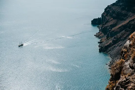 مطعم الكهف الأبيض