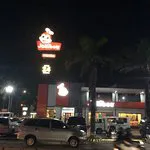 مطعم جوليبي، مانيلا