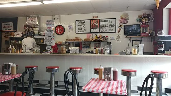 Bob's Burgers في مطعم 50'S Style