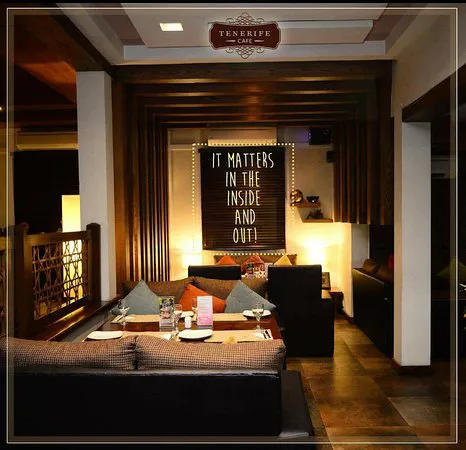 تينيريفي كافيه، لاهور