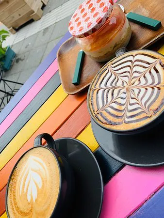 مقهى كيتشي، فتحية