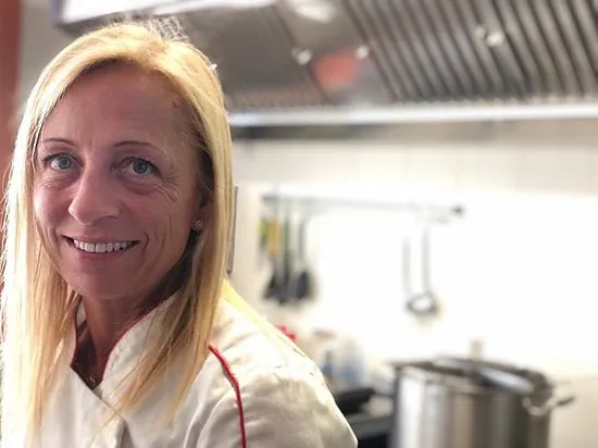 ماماجينا كافيه & بيسترو