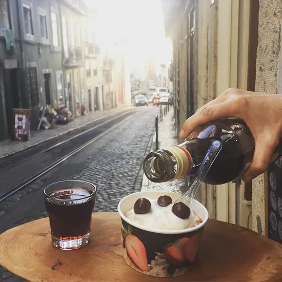 هولي ايس كريم، لشبونة