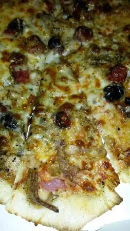 بيتزا دا بيبينو