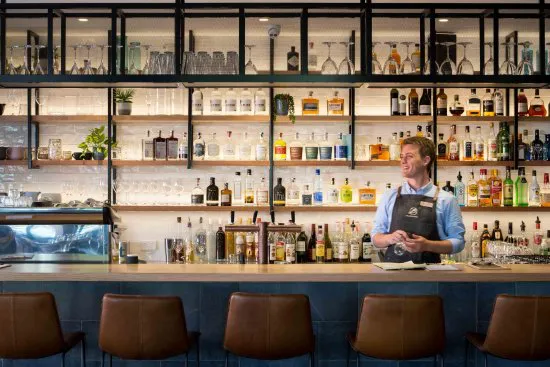 بلوستون بار ومطبخ