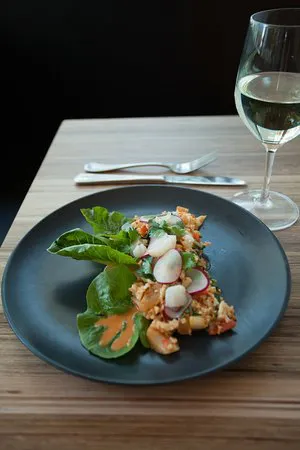 بلوستون بار ومطبخ