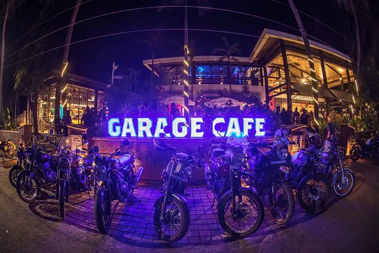 رويال انفيلد كراج كافيه