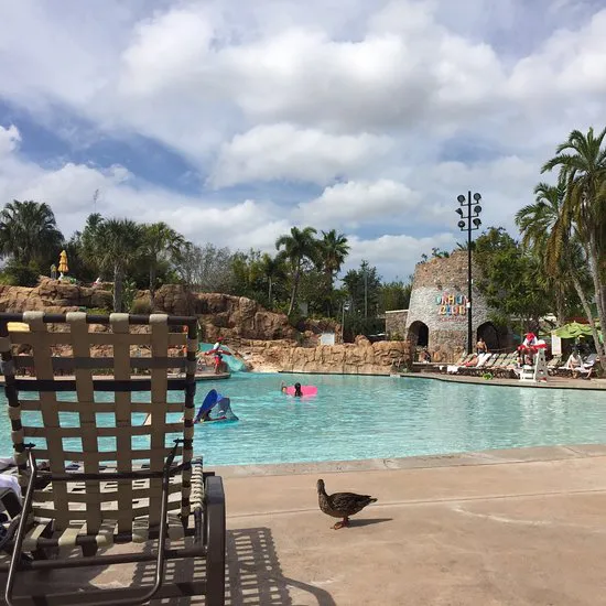 Drhum Club Kantine at Loews Sapphire Falls Resort