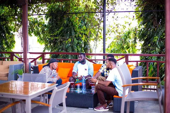 مطعم وصالة ذا كوف 117، أكرا - غانا