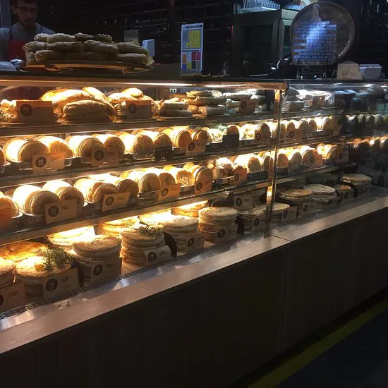 شركة فطيرة المدينة الصغيرة