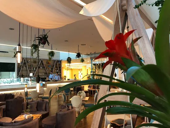 مطعم كافانا