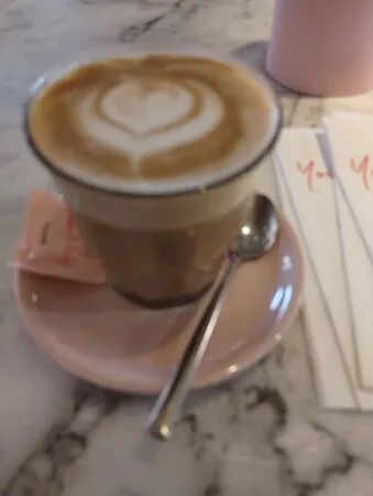 مطعم إل آند إن لندن – برومبتون رود