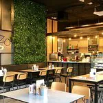 فريزو كافيه & نبيذ