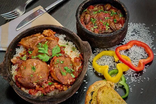 مطعم أوليفز