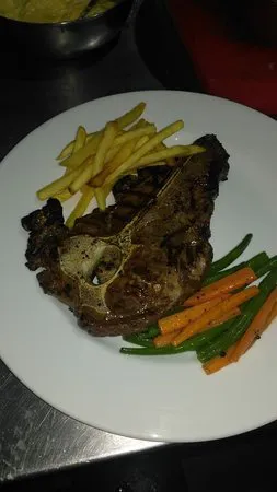 مطعم هولي سموك، كوتشي