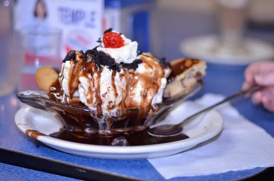 Leatherby's Family كريمري