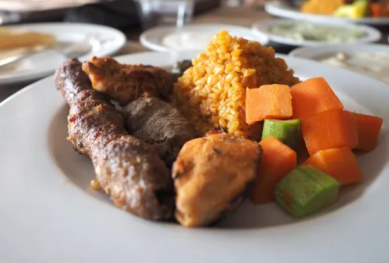 مطعم أبو شقرة