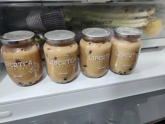 مطعم آرمي نيفي، مانيلا