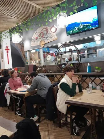 مطعم ووك دراغون إكسبريس، أثينا