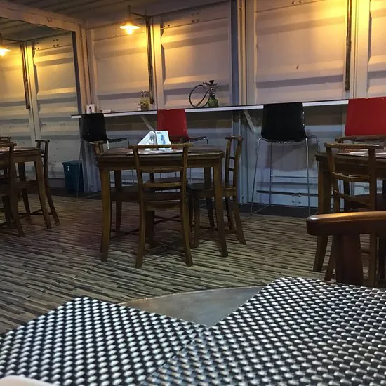 مطعم مستر كونتينر