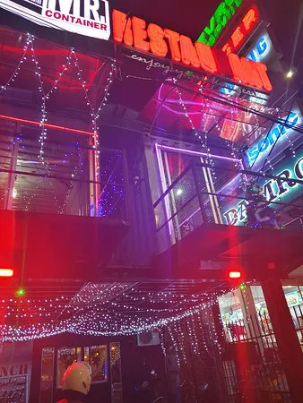 مطعم مستر كونتينر