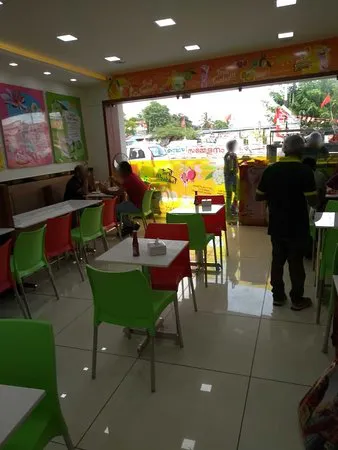 حاجي علي عصائر فواكه طازجة