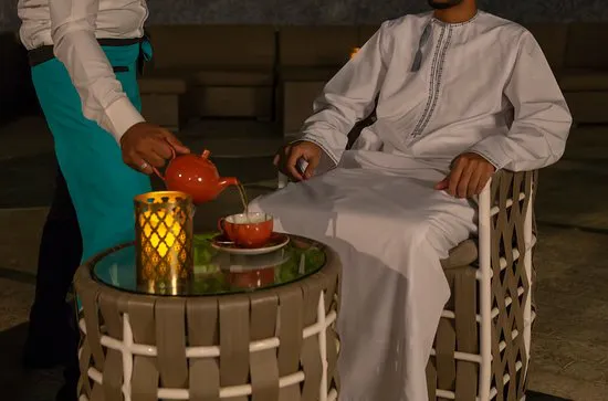 شرفة وصالة مزاج، مسقط