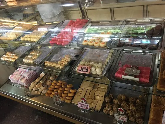 Delecta المخابز & متجر