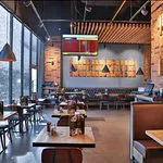 مطعم أبل بيز، الوكرة