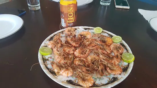 بار ومطعم كورال سيز