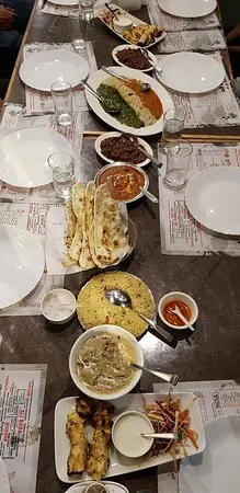 مطعم علي بابا اند 41 ديشز