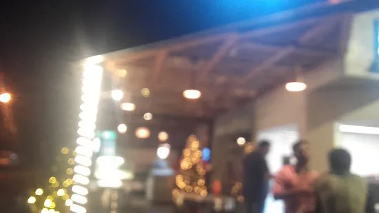 مطعم علي بابا اند 41 ديشز