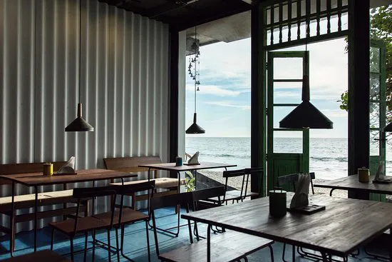 مقهى كادالاس