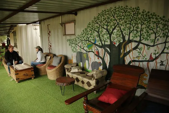 مقهى هابي إليفانت ومتجر الهدايا