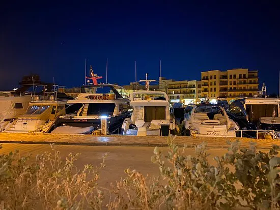 مطعم ‫سوتو سوبرا الجونة