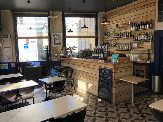 مقهى كانانت