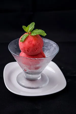 مطعم بيت اللبان العماني، مسقط