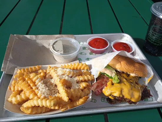 شيك شاك إيستون تاون سنتر