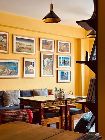 مقهى كارافان