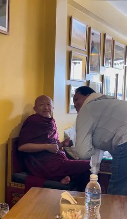 مقهى كارافان