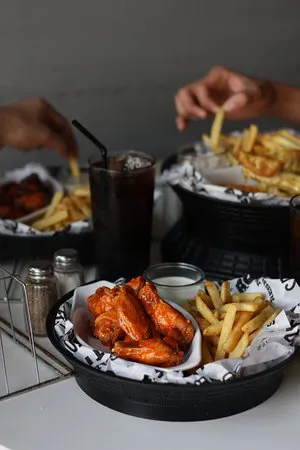 بافالو أجنحة وخواتم اكسبرس - سيتي مول