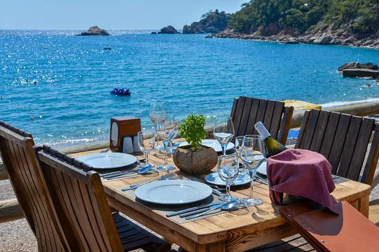 مطعم سي فالي، فتحية