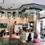 مطعم مي كولوناكي، أثينا