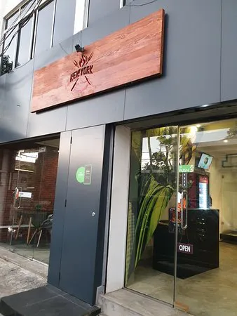 مطعم ومطعم نيويورك جريل