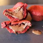 يمي ليشيز كافيه، المحرّق