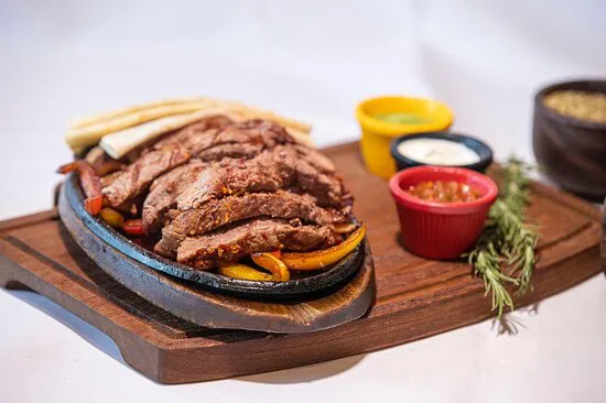 مطعم سلطان شيف - بيت تركي