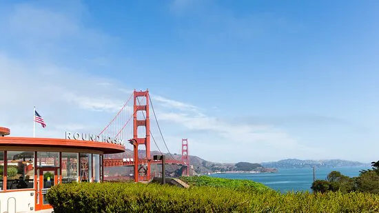 المقهى Round House Cafe