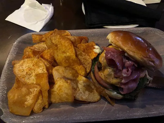 The District Gastrobar