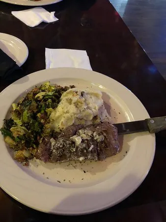 The District Gastrobar