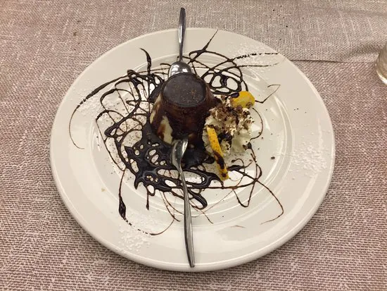 باباياغا ستيك البيت والبيتزا